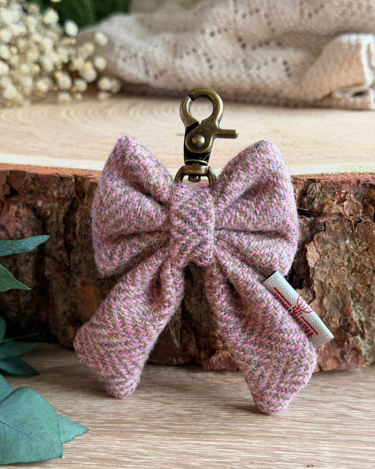 Harris Tweed® Bow Keyring | Bag Charm | Heritage Pink Green Herringbone (Copy) Dash Of Hounds
