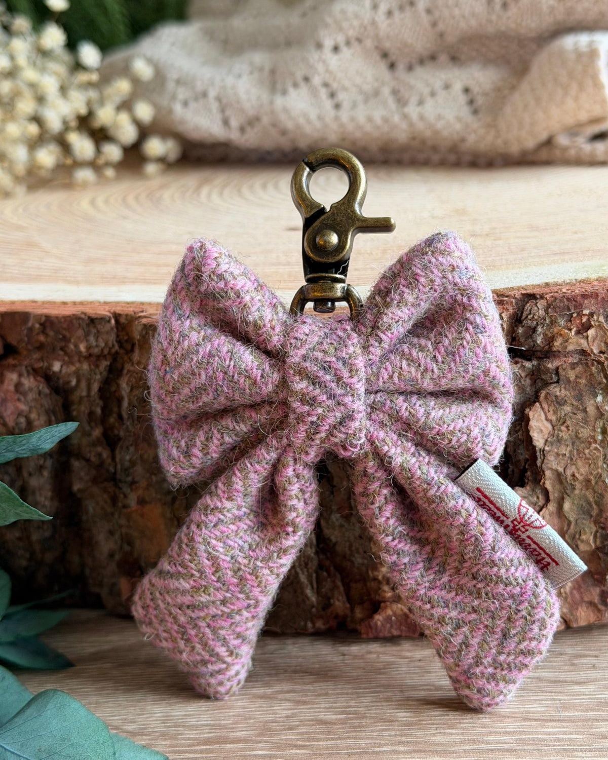 Harris Tweed® Bow Keyring | Bag Charm | Heritage Pink Green Herringbone (Copy) Dash Of Hounds