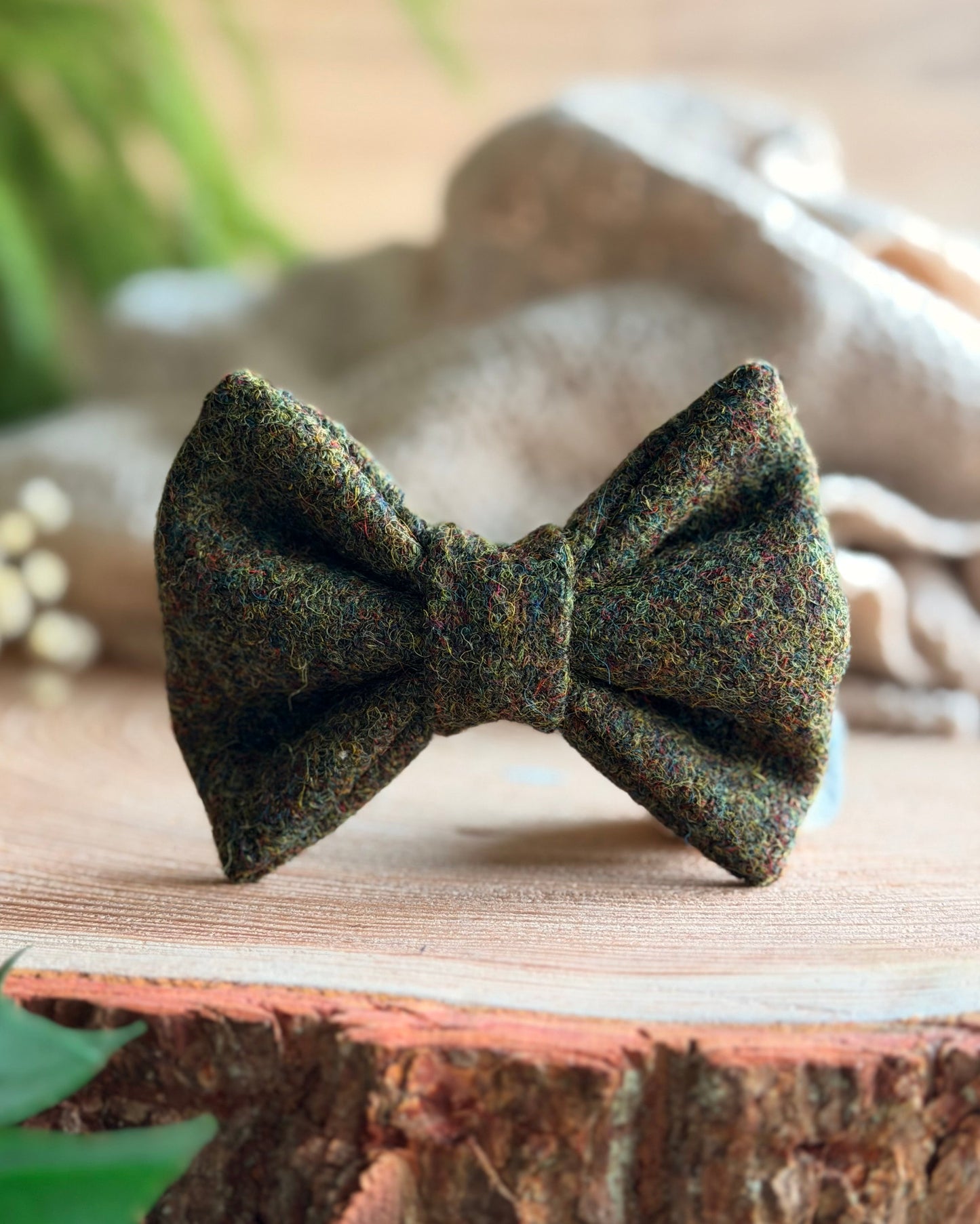 Harris Tweed® Moss Green Herringbone Dog Collar Bow & Lead Set Dash Of Hounds