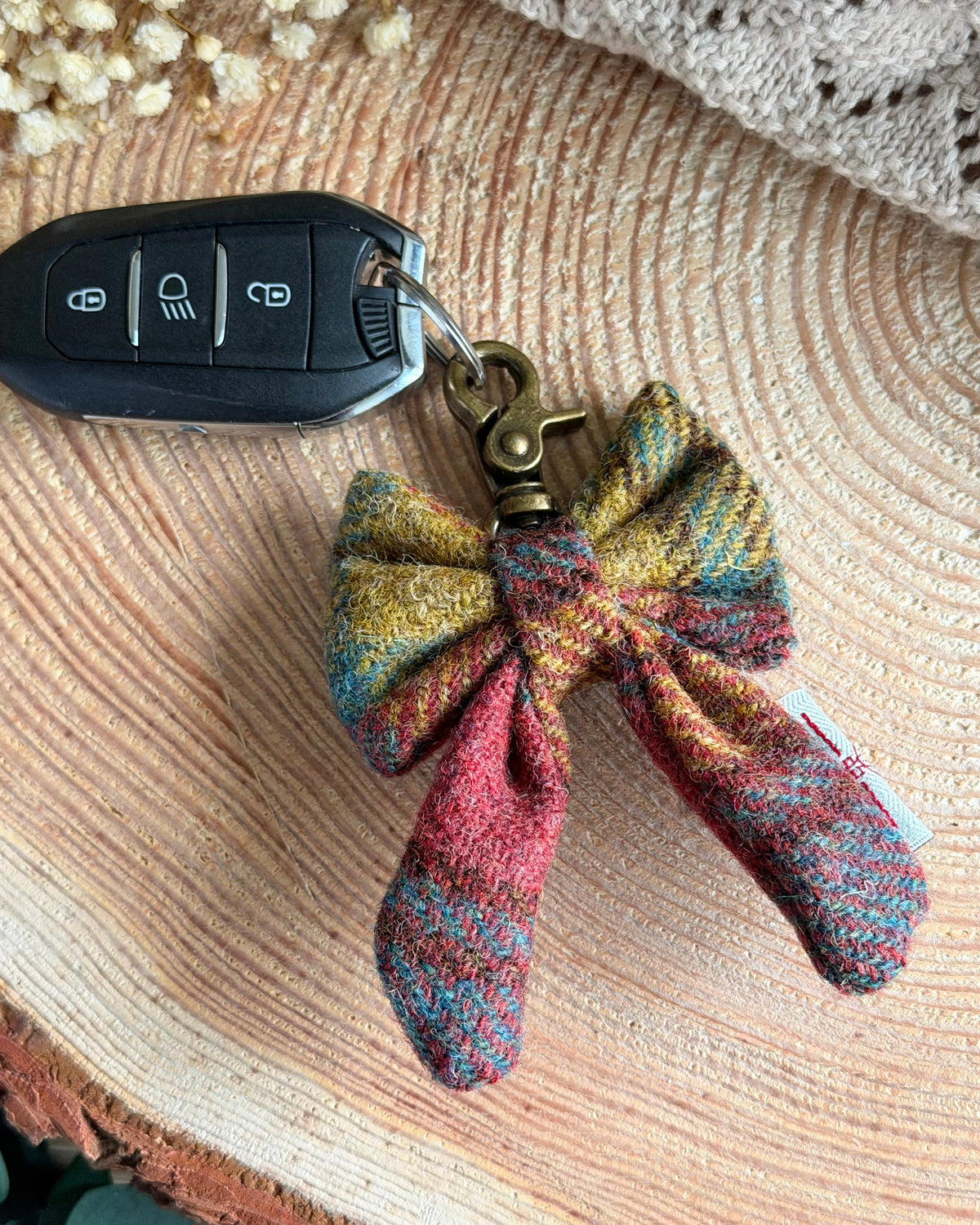 Harris Tweed® Bow Keyring | Bag Charm | Autumn Highland Teal Dash Of Hounds