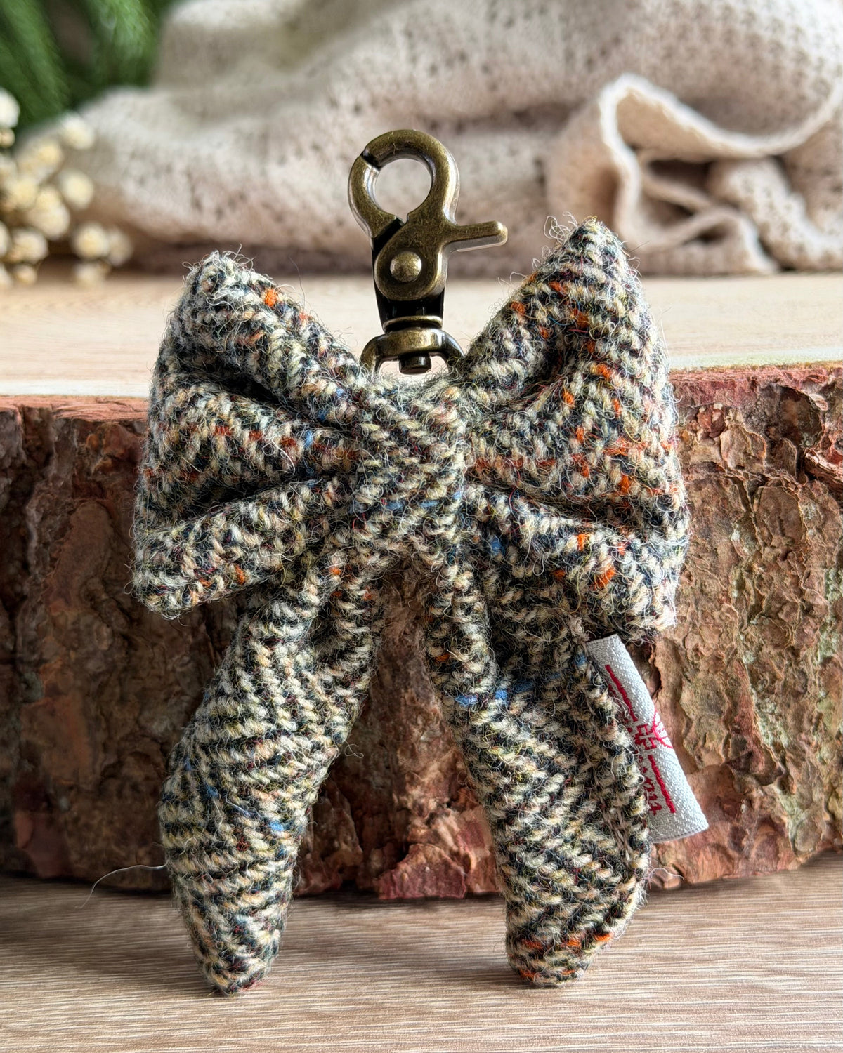 Harris Tweed® Bow Keyring | Bag Charm | Autumn Brown Check (Copy) Dash Of Hounds