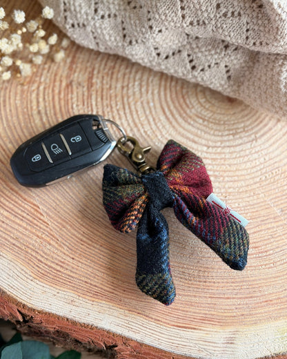 Harris Tweed® Bow Keyring | Bag Charm | Autumn Brown Check (Copy) Dash Of Hounds