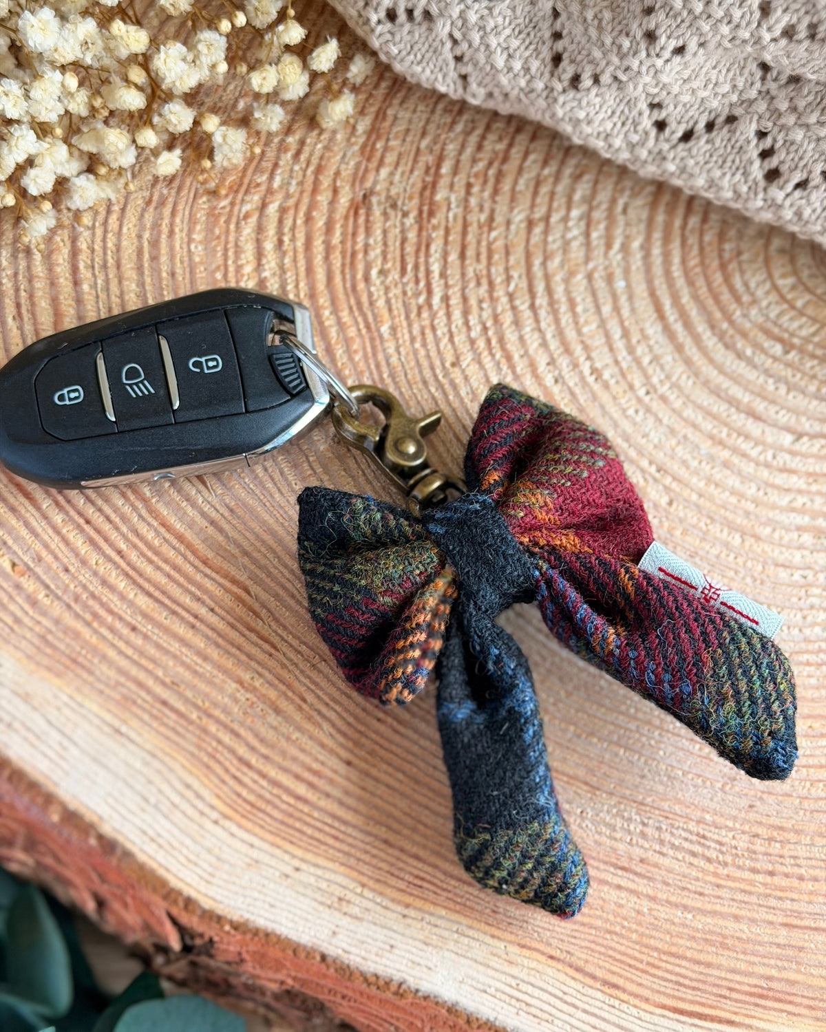 Harris Tweed® Bow Keyring | Bag Charm | Autumn Brown Check (Copy) Dash Of Hounds