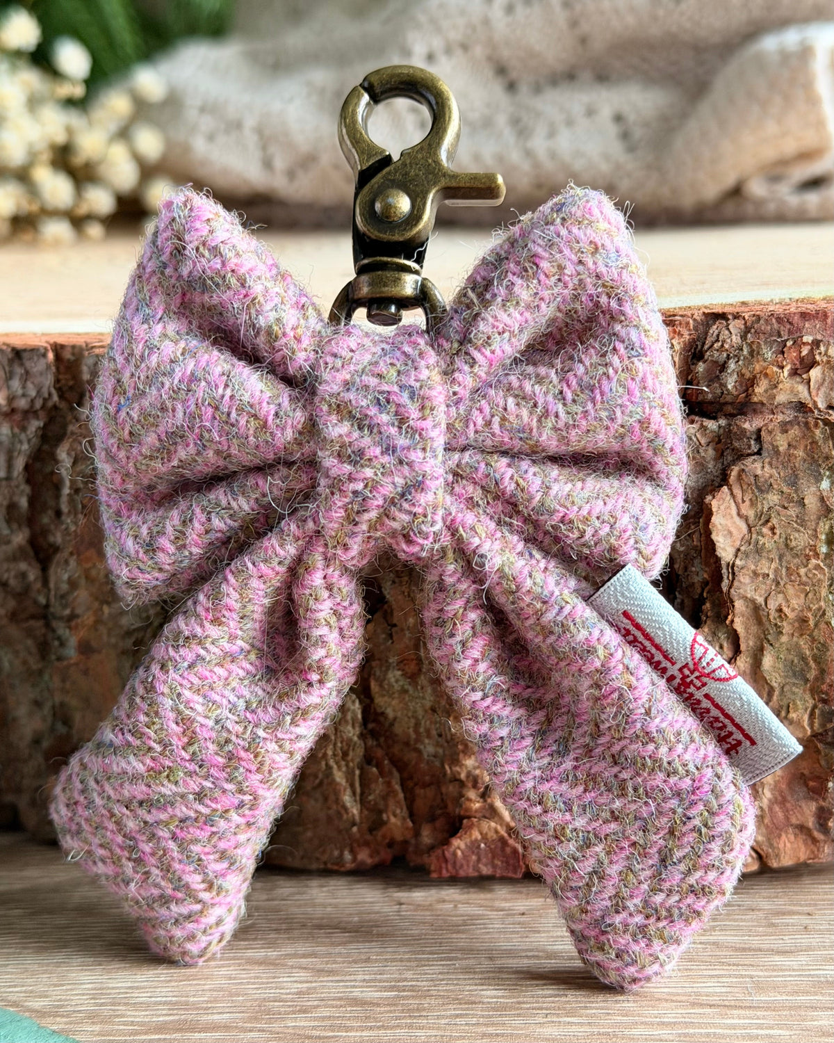Harris Tweed® Bow Keyring | Bag Charm | Heritage Pink Green Herringbone (Copy) Dash Of Hounds