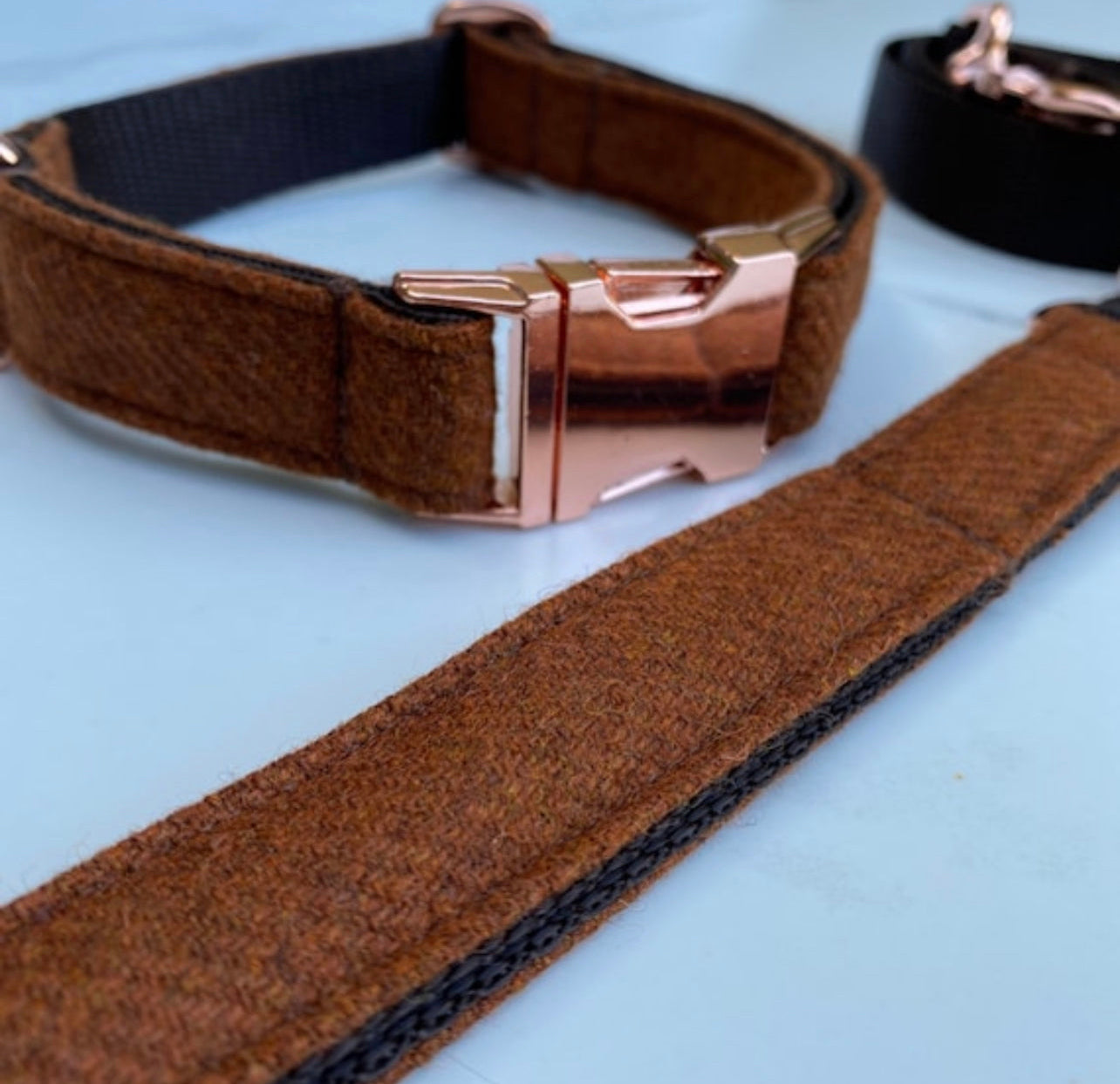 Gingerbread Tan Merino Lambswool Tweed Dog Collar Bow & Lead Set Dash Of Hounds