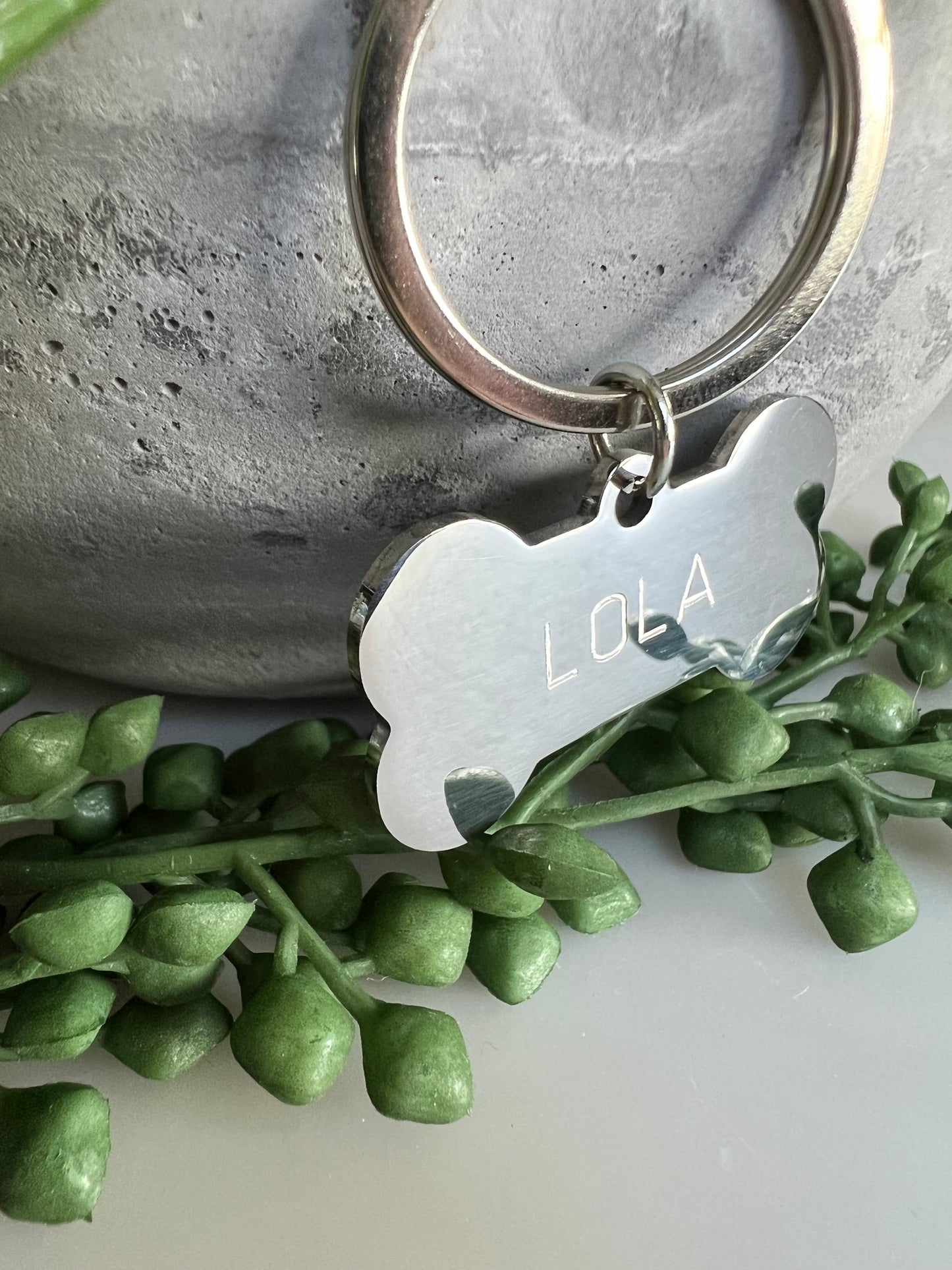 Bone Silver Dog ID Tag | Premium Thick Engraved Steel | 4cm Dog Identification Tags Hunter & Co.