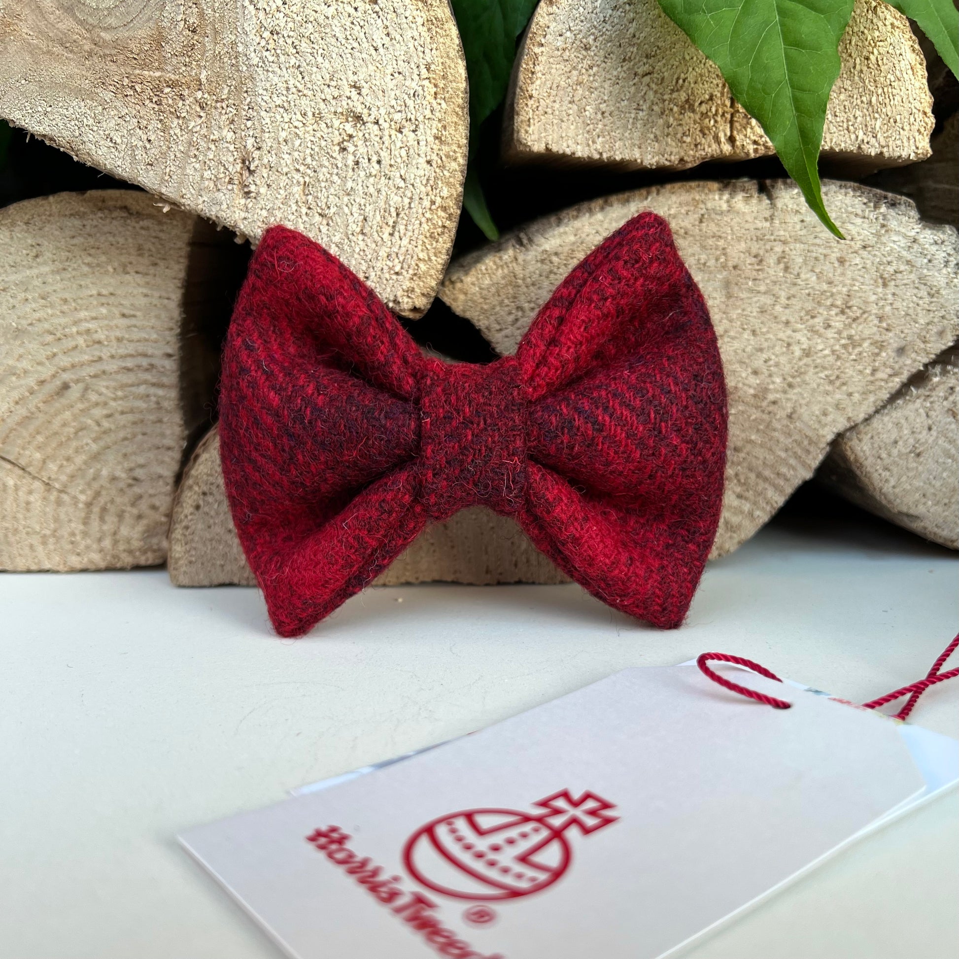 Harris Tweed® Ruby Red Tweed Dog Collar Bow & Lead Set Hunter & Co.