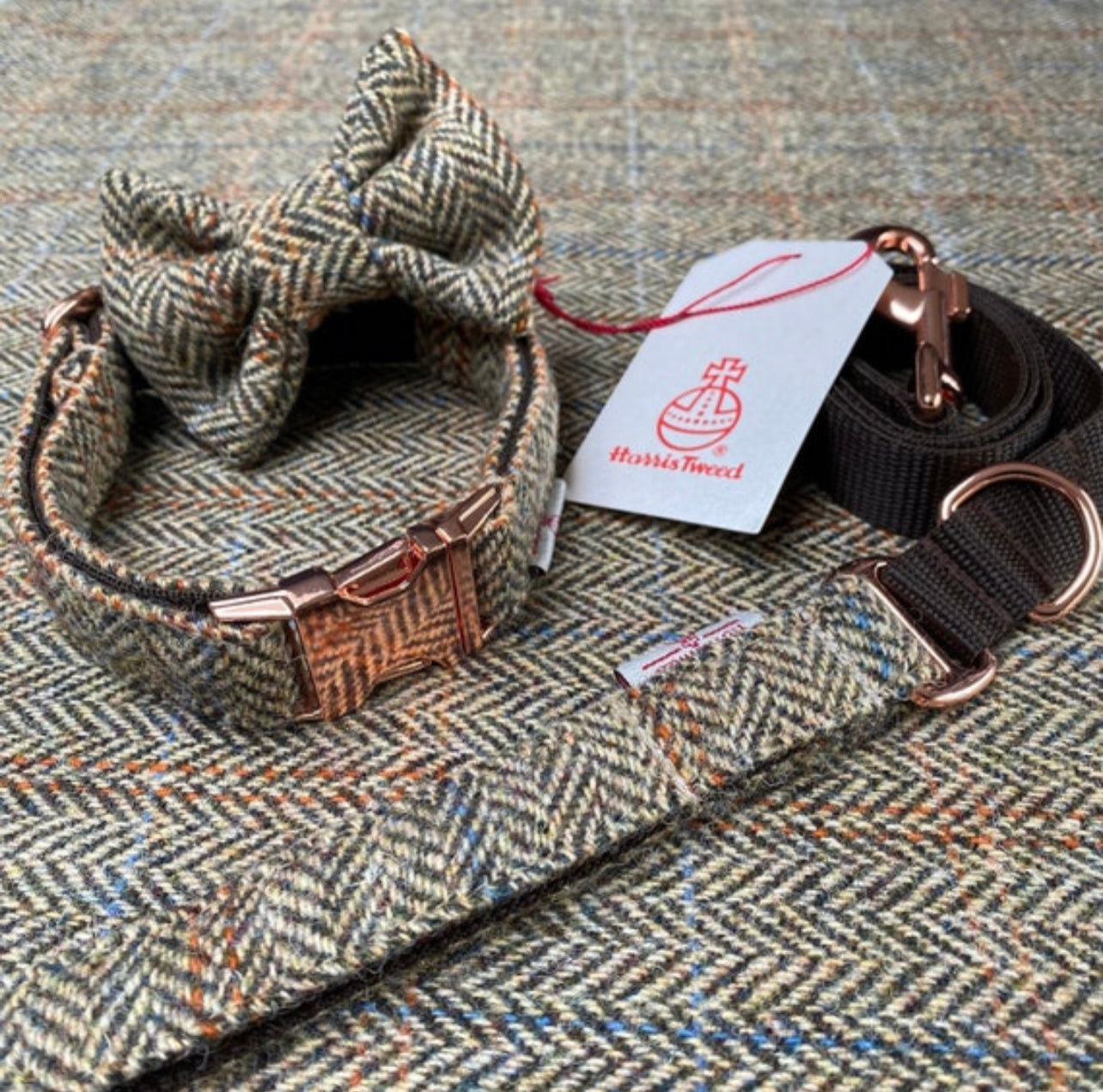 Harris Tweed® Heritage Brown Herringbone Dog Collar Bow & Lead Set Hunter & Co.