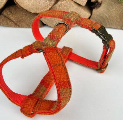 Orange Khaki Harris Tweed® Dog Harness Hunter & Co.