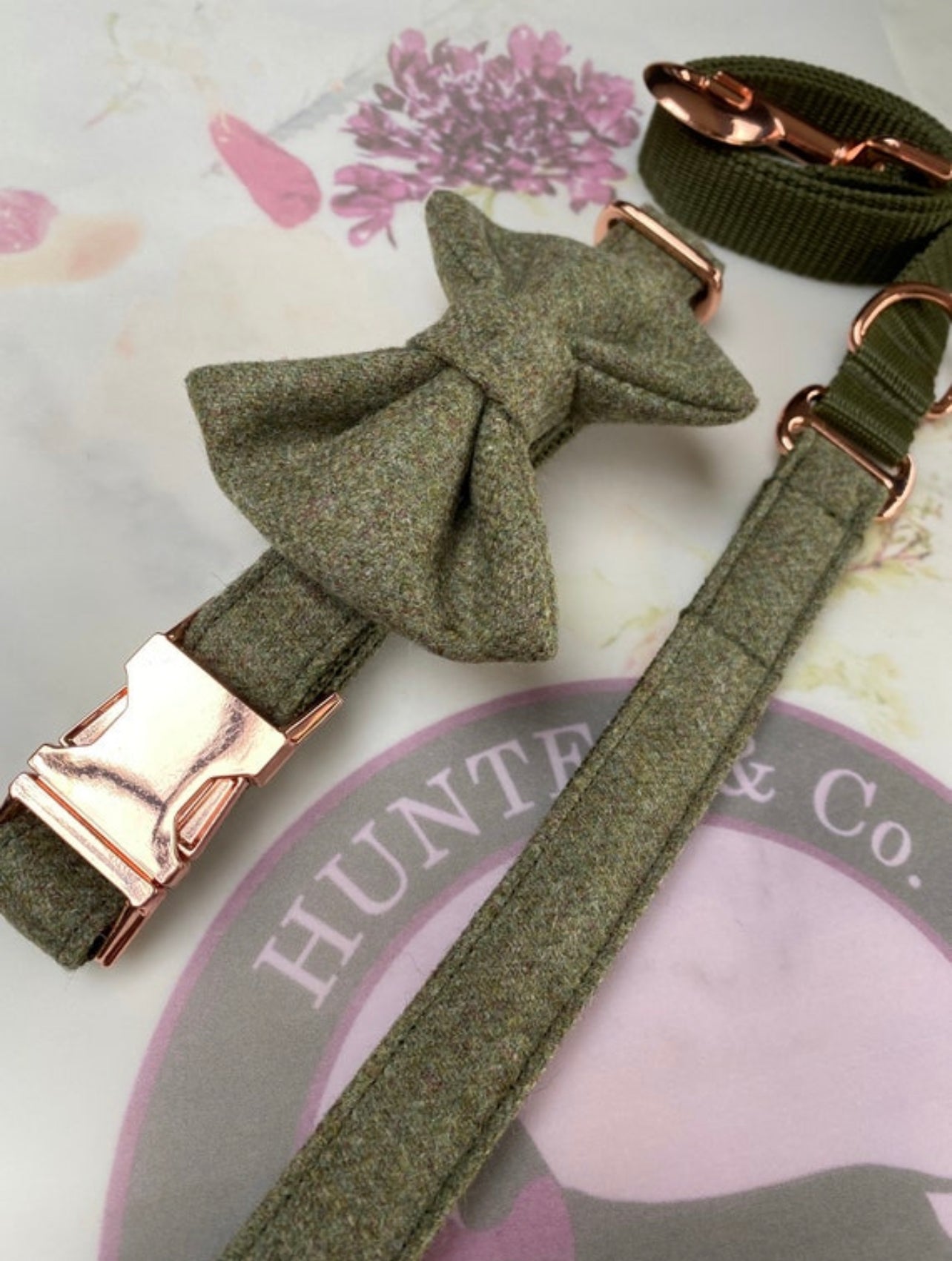 Green Tweed Dog Collar Bow & Lead Set Hunter & Co.